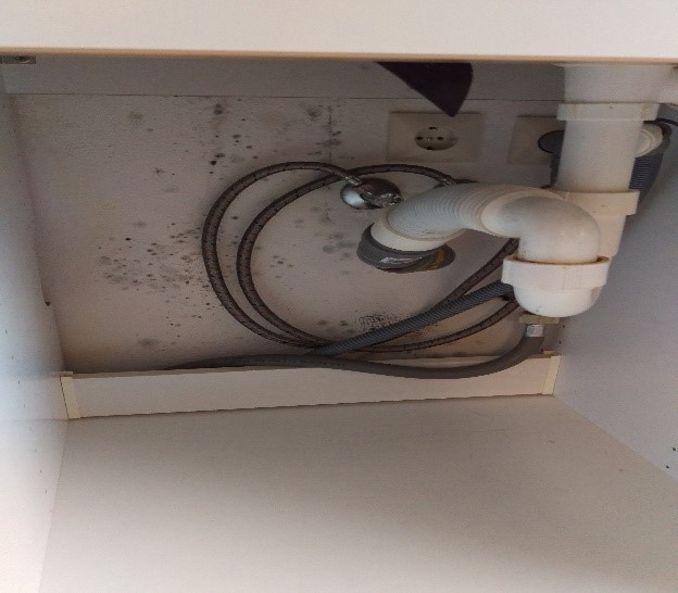 Wasserschaden_in_Hilgermissen_27327_Martfeld_Leckage_in_Warmwasserleitung_Ortung_mit_Druckverlust_Leckortung_5