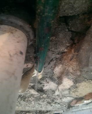 Wasserschaden_in_Asendorf_31613_Wietzen_Leckage_in_Kaltwasserleitung_Ortung_mit_Druckverlust_Leckortung_2
